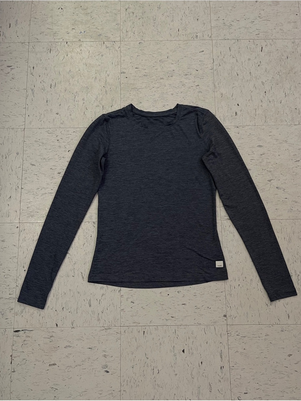 Vuori Long Sleeve Lux Crew Top - Picture 4 of 8